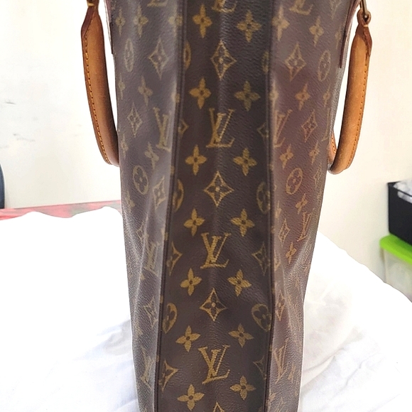 💖Authentic 💖Louis vuitton Monogram Sac Plat - Picture 7 of 12